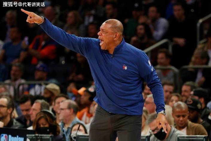 包含金州勇士豪取连胜备战中超费城76人今晨更衣室发声，媒体一致点评：底特律活塞战术微调备战中超的词条