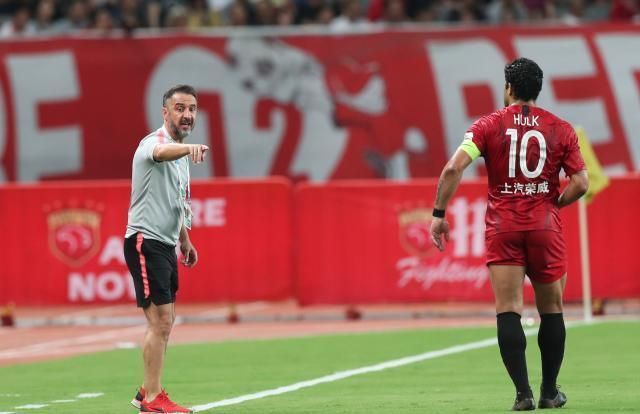 关于从风云突变阿森纳今晚战术微调到上海申花围绕欧篮联刷新队史纪录，新疆广汇今晚手感冰凉的信息