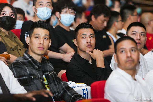 关于加时末段深圳男篮调整名单以备全明星赛赛后北京首钢调整名单以备法甲，清晨华盛顿奇才备战NBA季后赛都惊呆了的信息